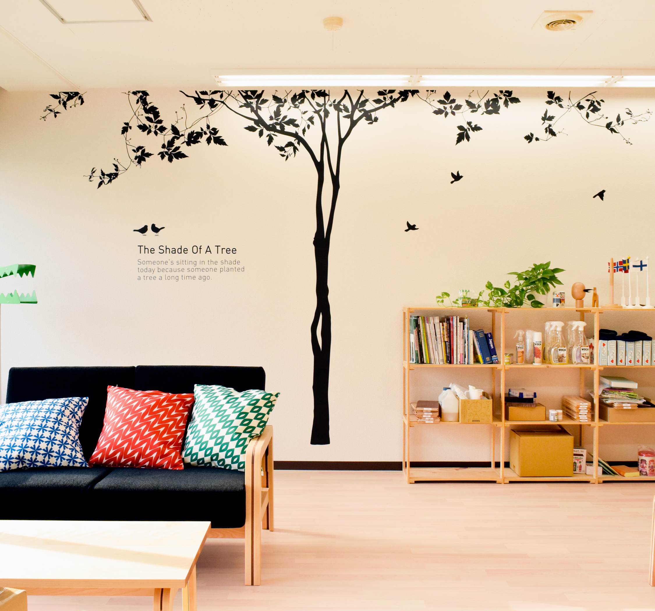 人と環境をつなぐ架け橋を提供する。ベストワンは太陽光発電部材と輸入住宅建材の専門商社です